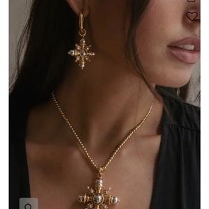 WeWoreWhat - Mixed Metal Pendant Earrings - Silver/Gold